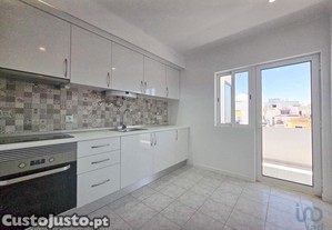 Apartamento T2 em Quarteira de 96,00 m²