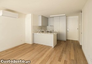 Apartamento T0 No Conde Redondo Residences, Lisboa