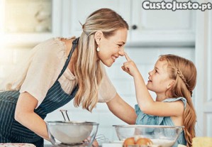 Urgentemente de babá, motorista, cozinheiro, enfermeiro, professor e segurança.