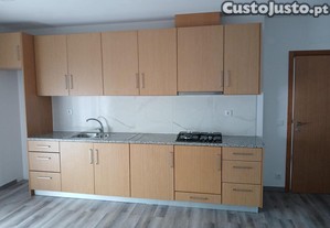 Apartamento T1 -Planalto Leiria