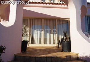 Moradia T4 Com Vista Mar, Piscina E Garagem,...