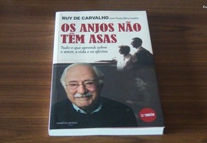Os Anjos Não Têm Asas de Ruy de Carvalho