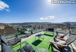 Moradia Individual T3 Com Terraço Panorâmico Em...