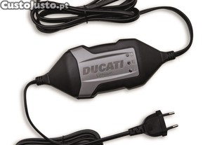 Carregador/estabilizador de bateria Ducati