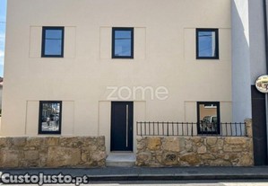 T1 Com Varanda Em Leça Do Balio