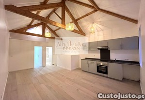 Apartamento T1 totalmente renovado