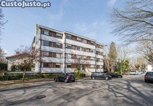 Apartamento T3+1 Na Azenha, Sra. Da Hora,...