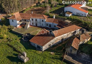 Quinta Secular Em Travanca, Sta Maria Da Feira