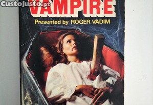 Livro 'The Vampire' - An anthology presented by Roger Vadim - 1965 Pan Books