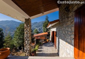 Moradia T4+1, 2850 Mt2, Vilar Da Veiga, Gerês