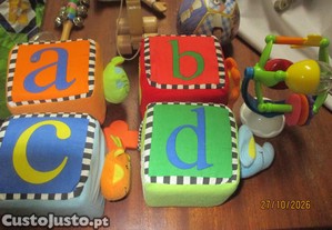 9 brinquedos para bébé