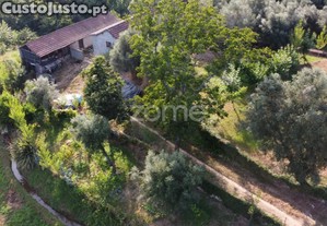 Moradia Para Recuperar, Com Terreno, Cabeceiras...