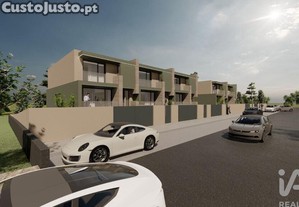 Casa T3 em Fradelos de 200,00 m²