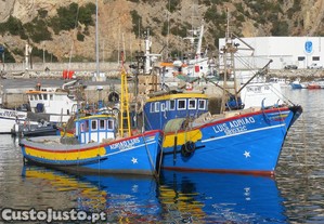 Barco com 13 metros