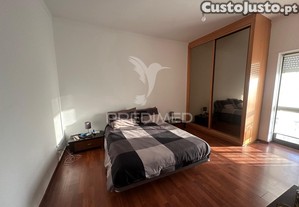 T2 com duas varandas stº antônio da charneca/barreiro