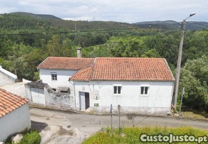 Moradia T2+1 em Serpins, Lousã
