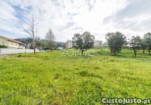 Terreno Urbanizável Em Moure, Barcelos.