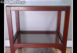 Mesa de Apoio (M4)