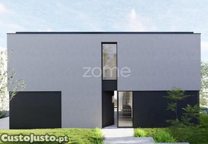 Moradia T3 Em Estrutura - Esporões (Braga)