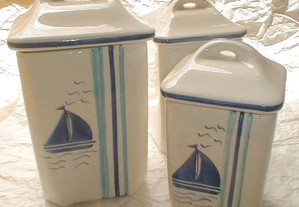 Conj.3 caixas cerâmica-barco 15x9-18x10-20x11cm