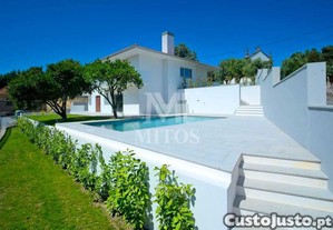 Moradia T4+1 Isolada Com Piscina - Meixedo