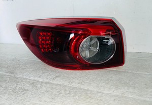 Farolim Canto Trás Esquerdo Mazda 3 (LED) - 2014 / 2024 - FR1472