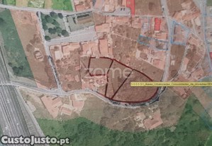 Terreno Rústico, Com Capacidade Construtiva Em...