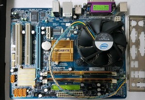 Motherboard Gigabyte + Processador Intel + Memóri