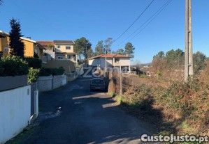 Terreno Urbano Na Freguesia Da Pousa, No...