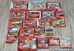 Jogos e puzzles e livros infantis dos carros e frozen e paw patrol