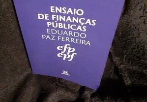 Ensaio de Finanças Públicas, de Eduardo Paz Ferreira. Estado impecável.