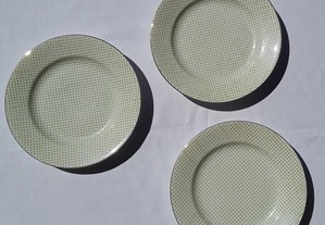 3 pratos Vista Alegre 1947-1968