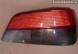 FAROLIM TRASEIRO DIREITO Peugeot 306 fastback 7a 7c n3 n5