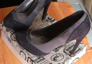 Sapatos Camurça, em cor preto e cinzento - Nº 37 - Sola antiderrapante Salto alto com 12 cm