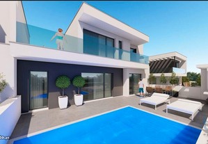 Casa / Villa T3 em Leiria de 128,00 m²