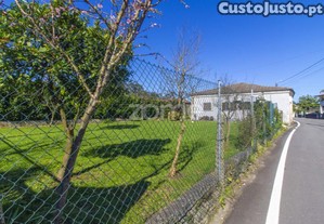 Moradia T3 Na Vila De Prado