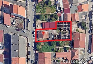 Moradia Individual De 4 Frentes Em Guifões,...