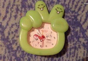 Relógio infantil - novo - portes incluidos