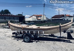 Barco em Madeira