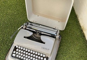 Máquina de escrever vintage Torpedo