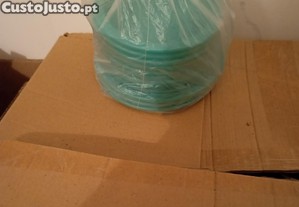 Pack verde tupperware, 3 tampas de 0.15cm e 9 tampas de 0.13cm "novas"