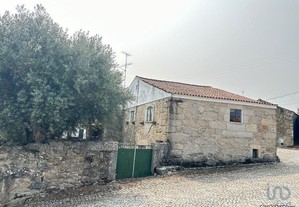 Casa de aldeia T3 em Guarda de 249,00 m²