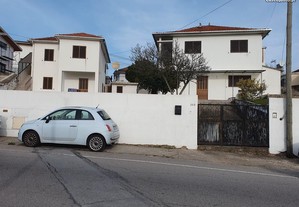 Duas casas em Canedo Santa Maria da Feira