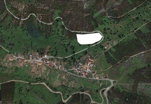 Terreno Agrícola em Leiria de 4990,00 m²