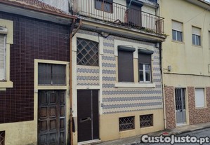 Moradia T3 em Valbom-Gondomar para remodelação