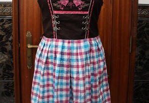 Vestido Vintage Bavarian com Padrão Vichy