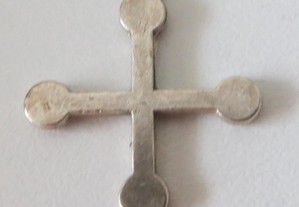 Cruz Pomée, representa a Fé Cristã - Nova