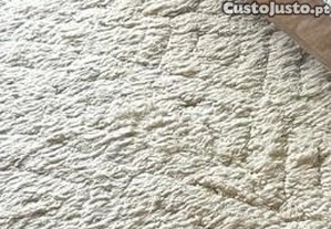 Tapete em pura lã branco
