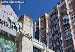Apartamento T3 na Tapada das Mercês, Lisboa