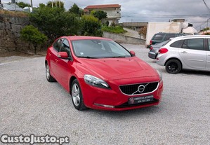 Volvo V40 D2 Kinetic - 17